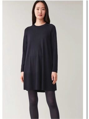 COS A Line Dress 100% Wool Navy Long-Sleeve Knit Shift Dress women’s size M